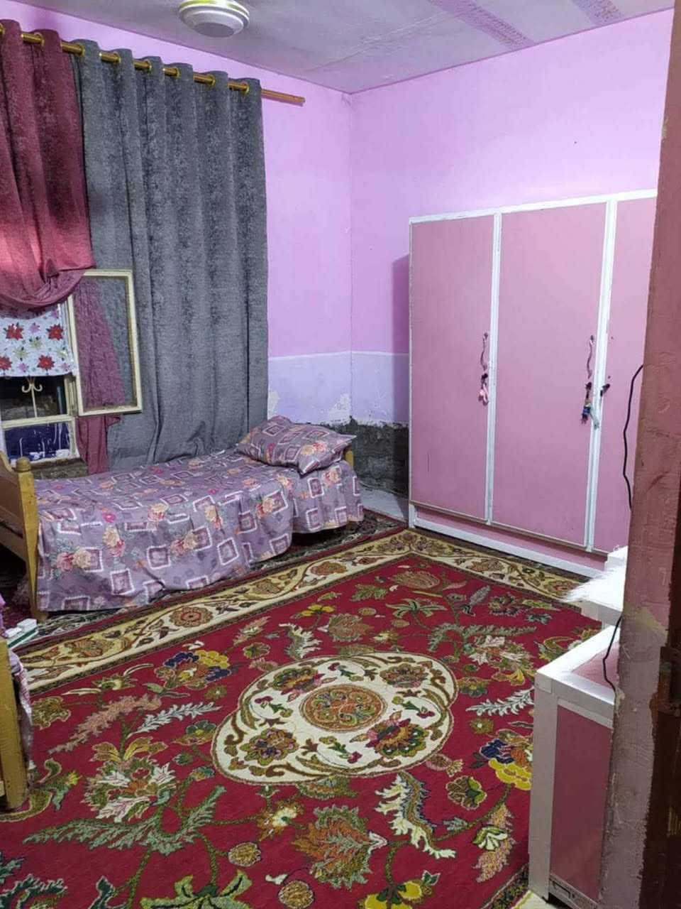 غريب ياعالم 🚨 بيع مستعجل – بيت للبيع 🚨
🏡 الموقع: الديوانية / حي الأمين – مقابل معمل كرستال

📐 المساحة: 200م (زراعي)
🏗️ البناء: بلوك

💰 السعر: مناسب جداً – 27 مليون (بيه مجال)

***********
