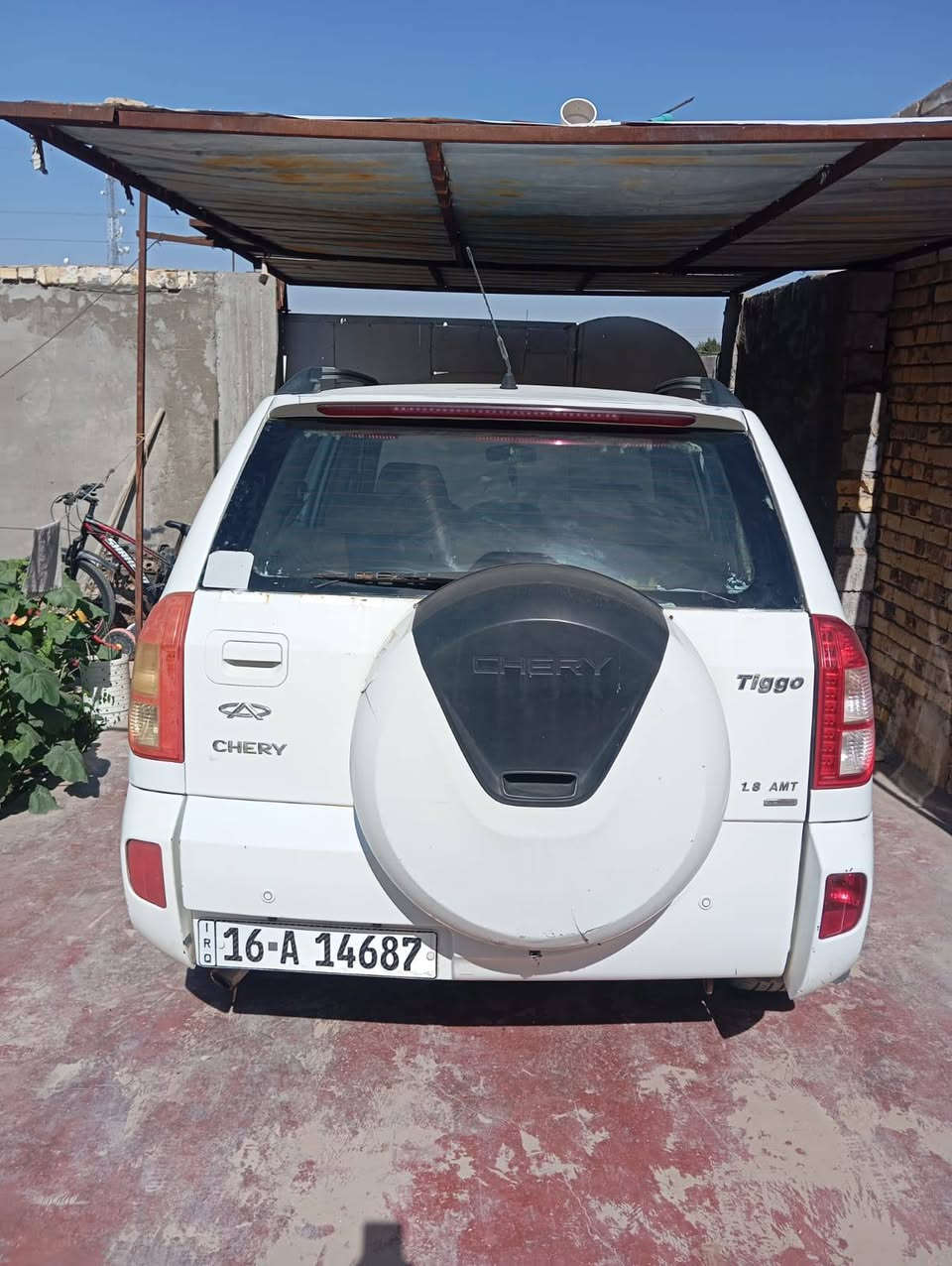 تيكو 2013
مكينة جديدة بدلتها صارلها شهر 
رقم انكليزي ديوانية باسمي
السيارة جاهزة من كلشي كير مكينة كهربائيات 

ما بيها اي ضربة عدا الخياسات المعروفة بالتيكو وخياسات بسيطة 

تبريد ثلج، كير وحدادية 

رقم جديد وسنوية 2028 

السعر 52 ورقة وبيه مجال بسيط 
العنوان 📍 ديوانية حي الفرات 
‏‪0781 004 1114‬‏
