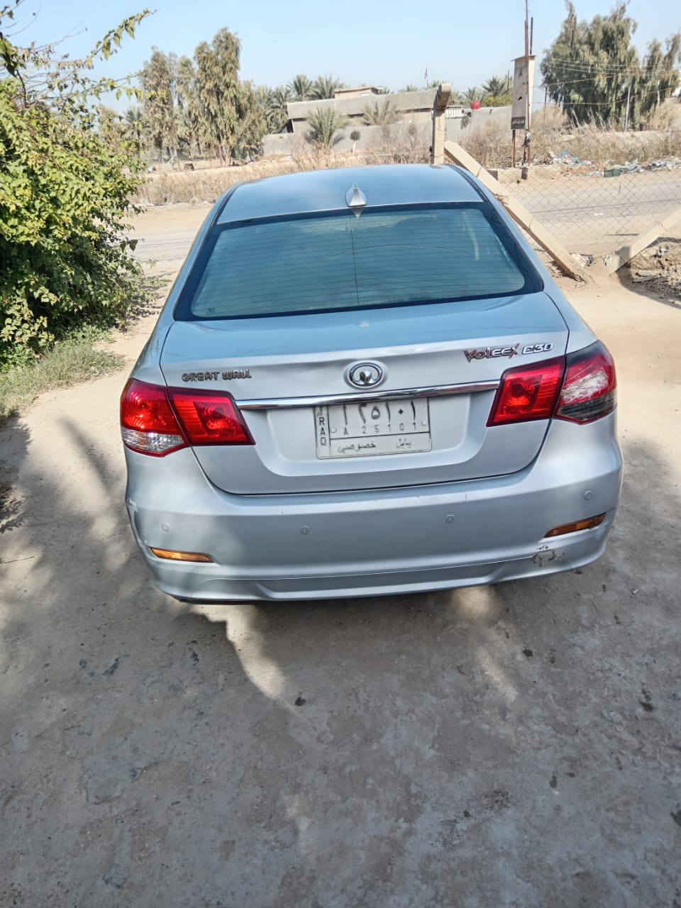 السلام عليكم
السلام عليكم 
فولكس 2012 
كفاله عامه عدى جاملغ الامامي مبدل بددون دواخل 
كير ومكينه ياباني جدد شادهن 
تبريد ثلج 
حداديه جديده 
السياره جاهزه ع اخر حبايه 
العنوان حله 
السعر 55 وبيه مجال 
***********
