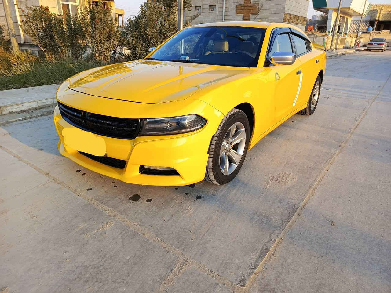 جارجر 2015 اصل SXT حادثه جاملغ وبنيد فقط بدون دواخل السياره جاهزه رقم بصره انكليزي  بسمي مكانه ناصريه الاستفسار ***********
