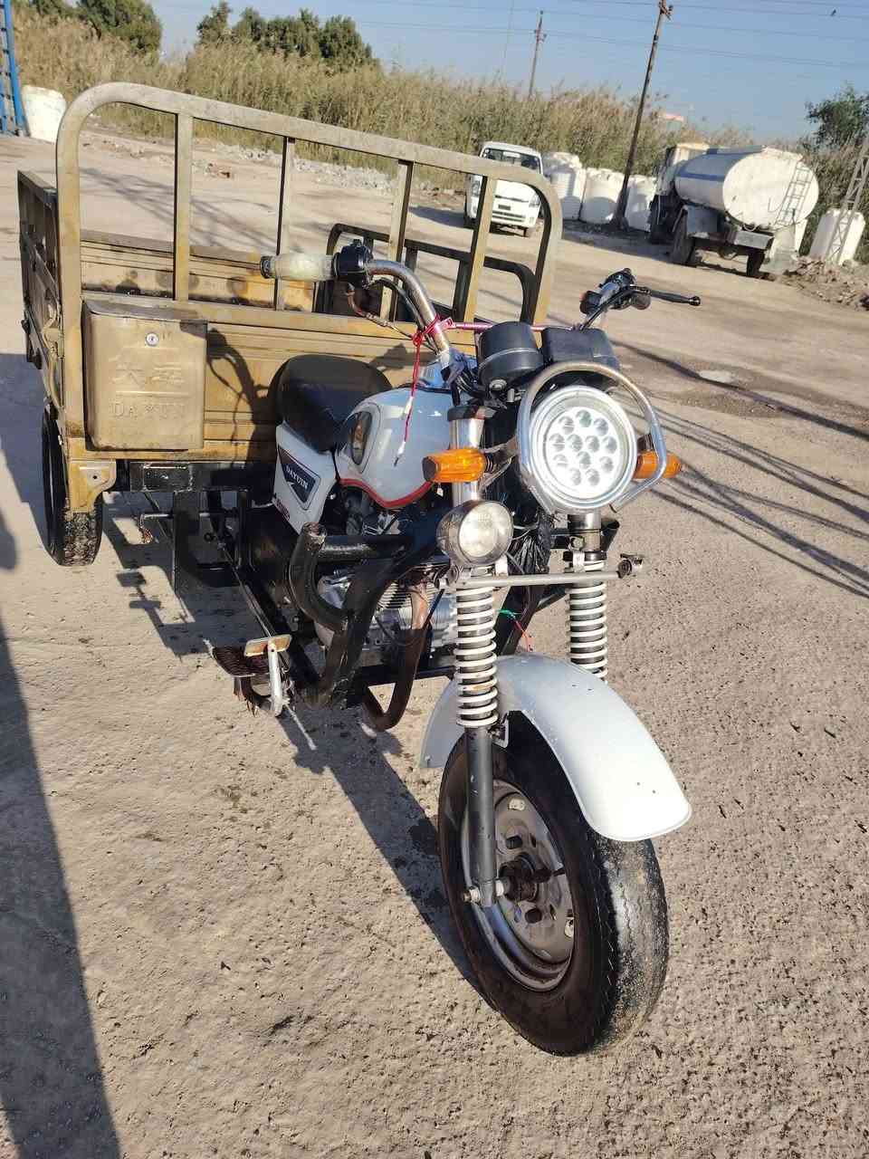 سلام عليكم خوان ستوته اللبيع موديل 2017  تعمير الستوته نضيفه وراق كامله شاصي مكفول مكينه تخبل بديه جديد طاكه رمل وكامل تواير سدر اكسن الشراي ينتصل وبي خير ويدلل مستعجل علىه ***********
