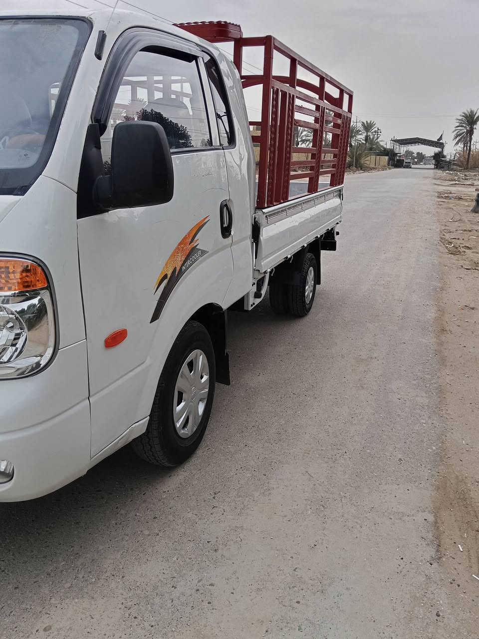 كيا 2008 محرك 3000
مكينة وكير وشاصي وحدادية  مكفول رقم بغداد سنوية لل27
عنوان بابل -القاسم 
رقم الهاتف :***********
