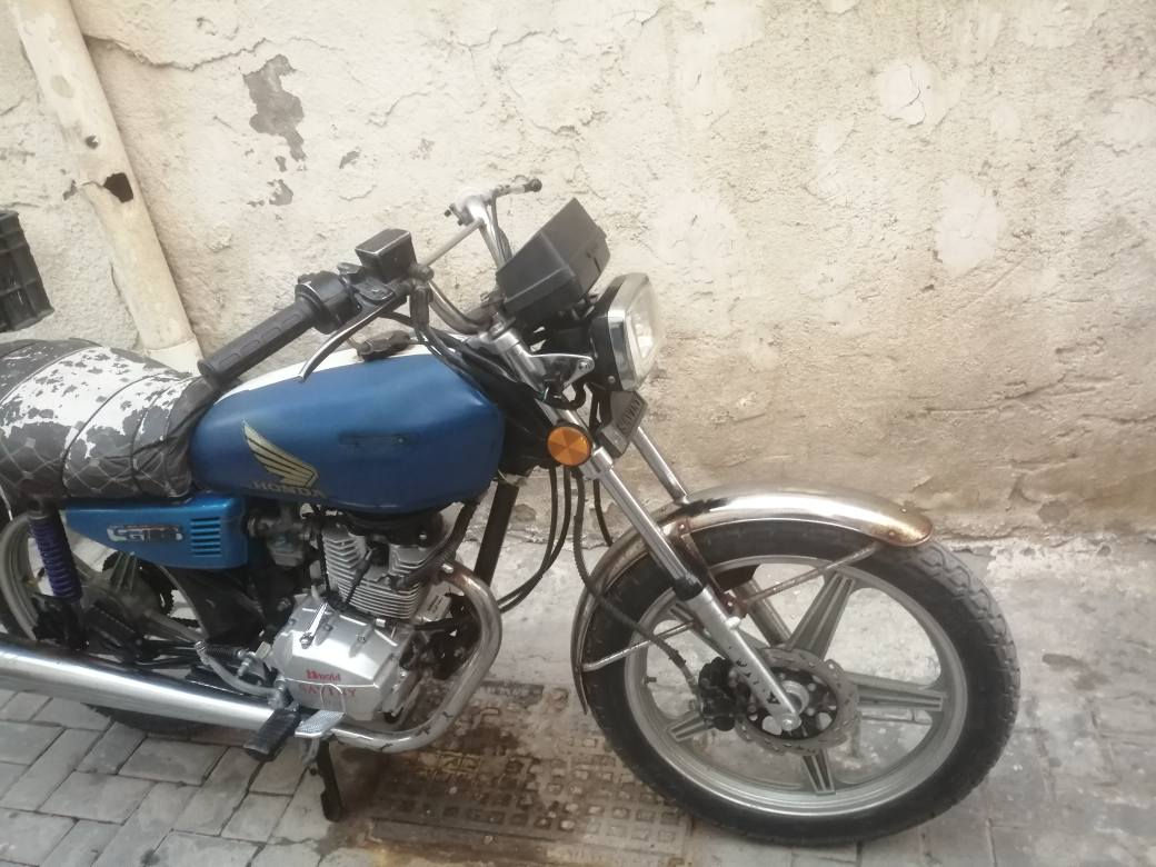 السلام عليكم دراجه سيفان موديل 21 اوراق سحب سعر 450 وبيها مجال مكاني بصره وهذا  ***********
