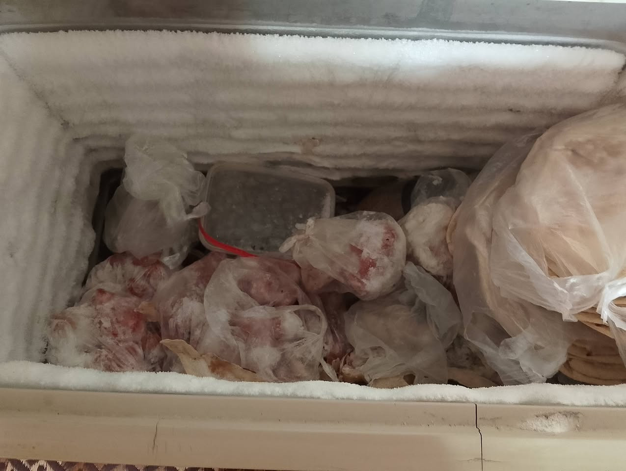 مجمده شرط الشغل حجم 20ابلادي مامصلحه السعر 150شراي اتصل اوخاص ***********
