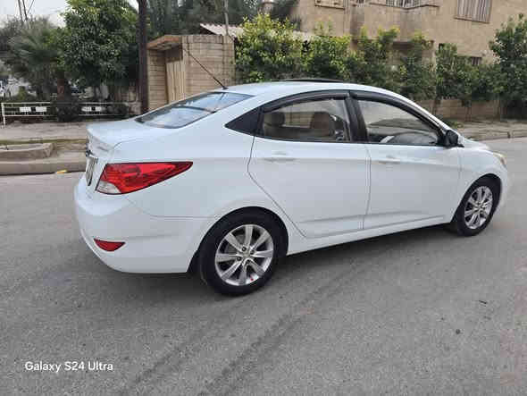 للبيع
سعر 110$
اكسنت موديل 2011 وارد كوري ماشية 140 ألف
محرك ٤سلندر حجم ١٦ دوش المرغوب كير اوتوماتيك at المرغوب شرط المحرك والكير 
رقم اربيل بأسمي سنوية 2027  شرط التحويل 
بيها كوبون بانزين ⛽️ 
سيارة بدون ضرر # صبغ كد شبر مكان موضح بلصورة بللون الأحمر  فقط 
سلايد فتحة سقف شاشة كامرة تحكمات ستيرن 
ويل ١٦ طخم تاير  اشاير بلمري نظام ايكو 
سيارة مال جناي جاهزه ونظيفة 
موصل الايسر 
***********
***********
