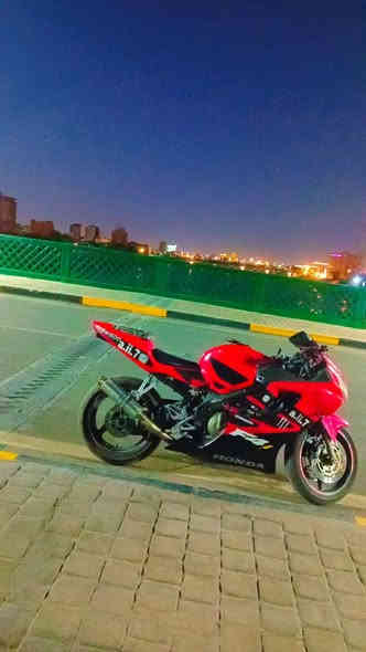 للبيع 

السعر يم صاحبهه

‭+٩٦٤ ٧٧٦ ١٦٩ ٢٤٤٢‬
