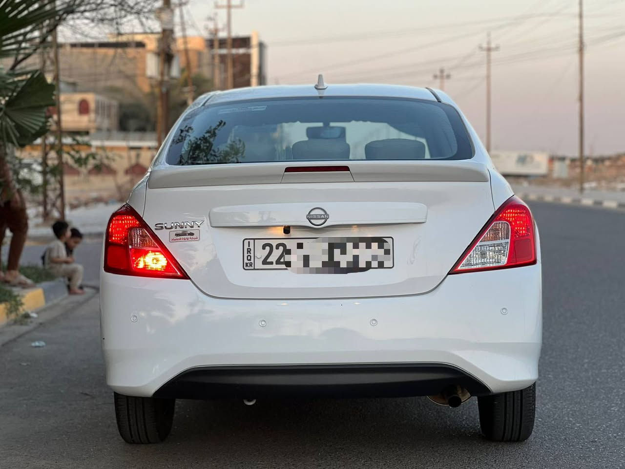 سلام عليكم نيسان صني هندي كفاله عامه ماشيه ...2000...زيرو رقم اريل بسم شركه ***********مكان بصره سعر 128مجال بسيط
