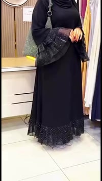 عباية • كريب فاخر • شيفون منقط