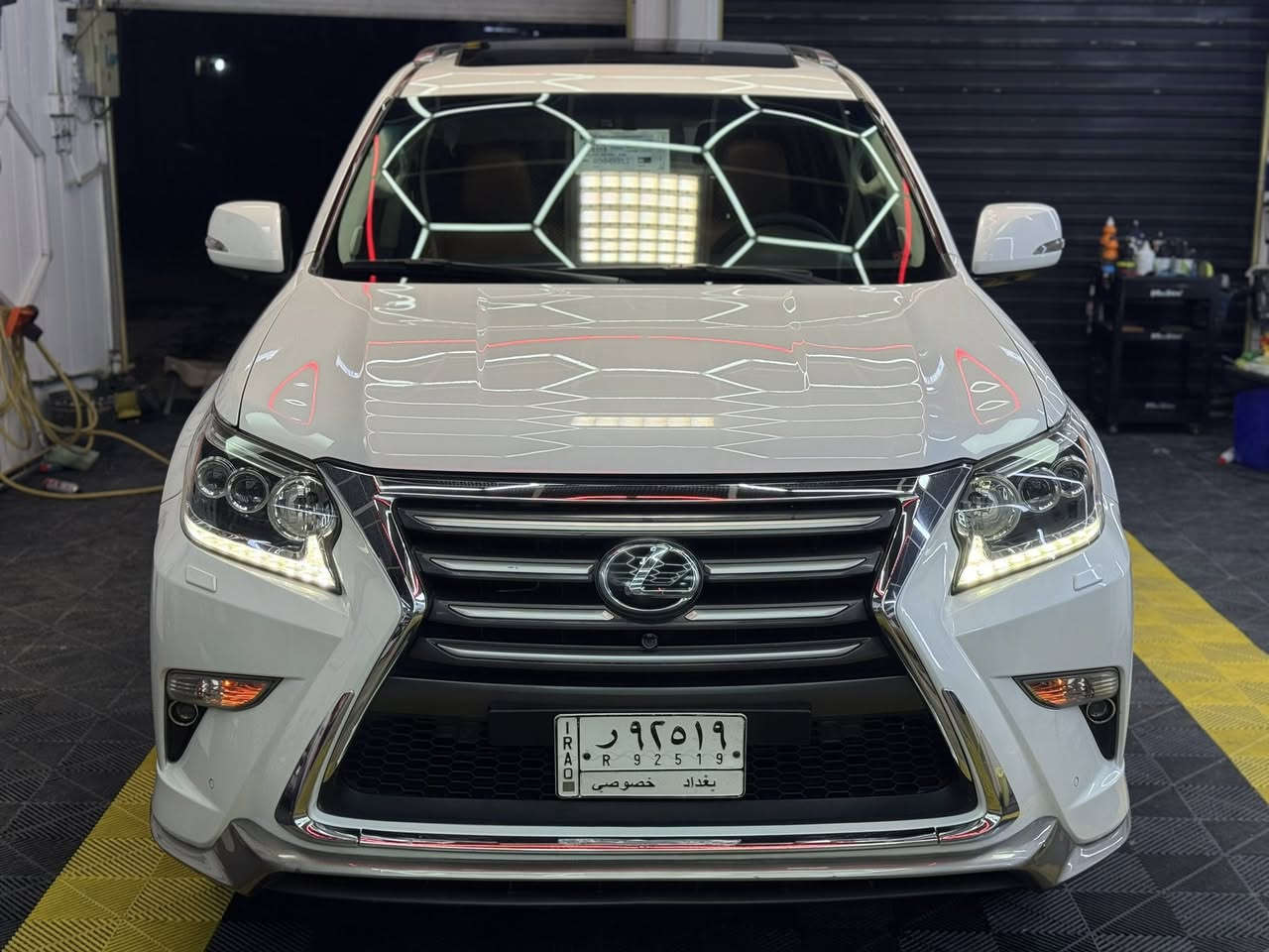 لكزز برادو 2014 خليجي فول مواصفات 
بريم اصل رادار امامي ونقطة عمياء
فول الفول
كشنات تدفئة تبريد
لايتات زنون متحرك
مكينه 8 سلندر 4600
كشنات كهرباء
جكات
ستيرن كهرباء
5 كامرات
كراسي خلفية كهرباء
مري قلابة
مري شفط
تشغيل عن بعد
شاشات خلفية
ميموري خزن وضعيات الكشن
السيارة اعلى فئة مواصفات 
محرك وكير على وضع الشركة
بدون نقص ابد 
السعر مناسب للبيع 
285
بيها صبغ بسيط بالجاملغ الامامي ابد ممبين 
وشويه بالباب بدون دواخل 
***********
