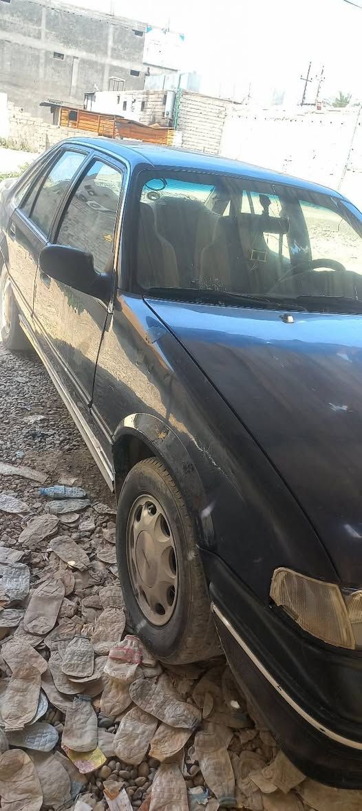 السلام عليكم /سياره برنس للبيع موديل 93 رقم ديالى انكليزي  / الهاتف ***********
