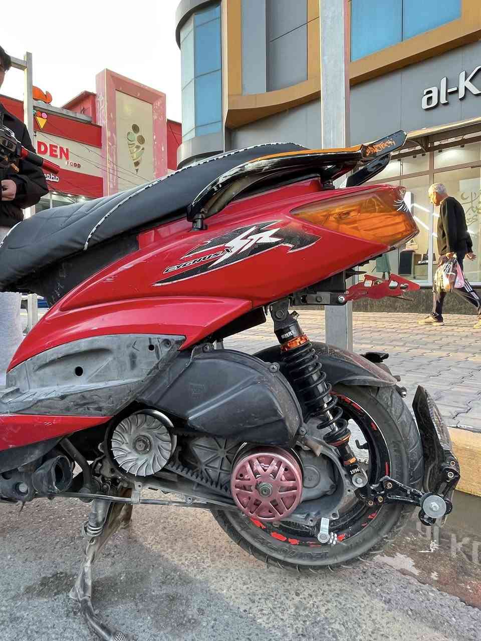 دراجه سكنس فحل رمبه دراجه جديده ونضيفه ماشيه 18 دراجه مزوده تزويد خارجي فقط مكينه ممفتوحه شلعه معدل كلج WF ستاند عدسه وسبايدر واقيات كاربون فايبر دراجه شغاله مابيه اي نقص نكره سلف رايده 850 وبيه مجال *********** المكان الستميه صليخ
