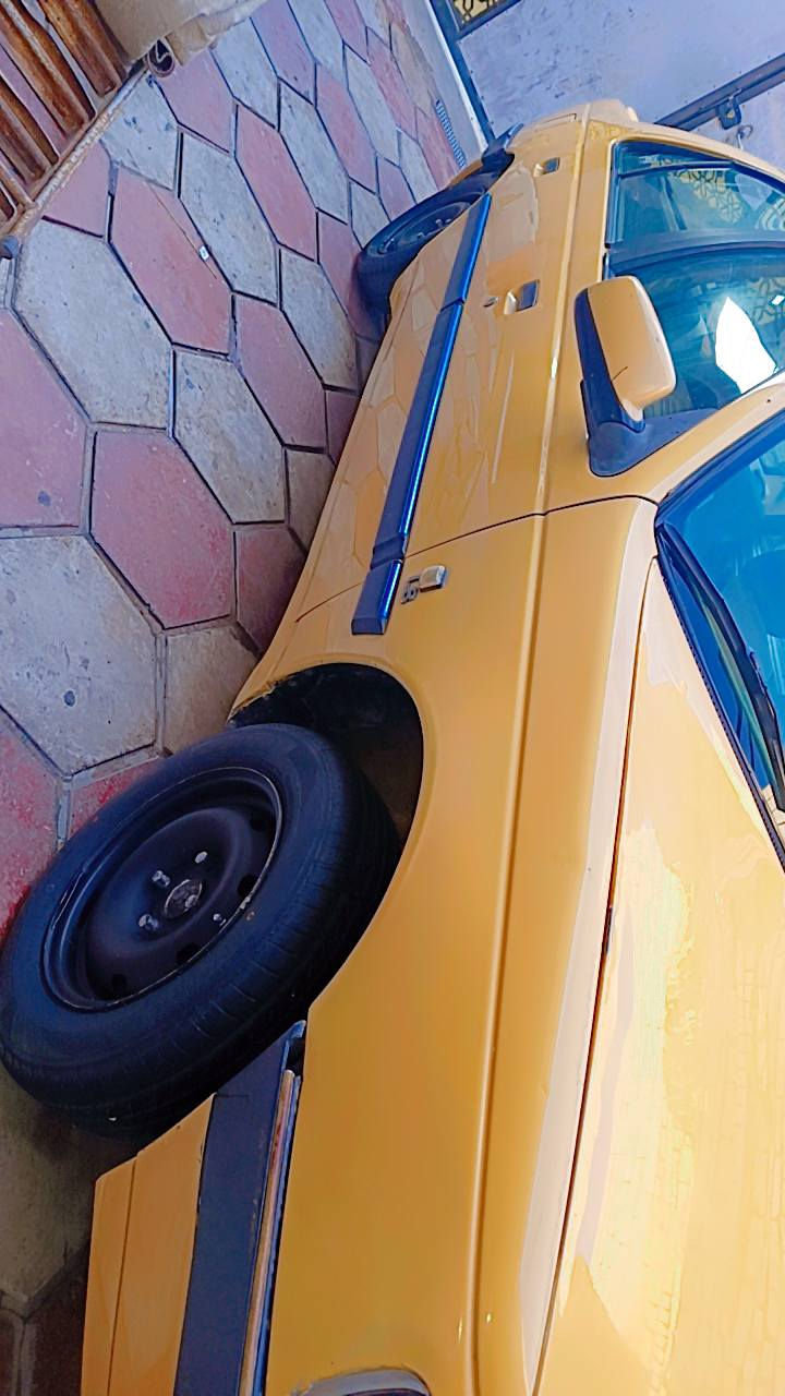 السلام عليكم بيجو اكد مديل 2016 سياره جديده كفاله صبغ وضربه وتبديل عدا لكاط اطراف الدوس والهلالات مكينه كير حداديه تخم تاير قبل شهر شاده وكير فرنسي هم قبل شهر شاده سياره ماتذب عليها ربع كبل للشارع السعر 40 وبيها مجال بسيط مكاني ناصريه مركز
***********
