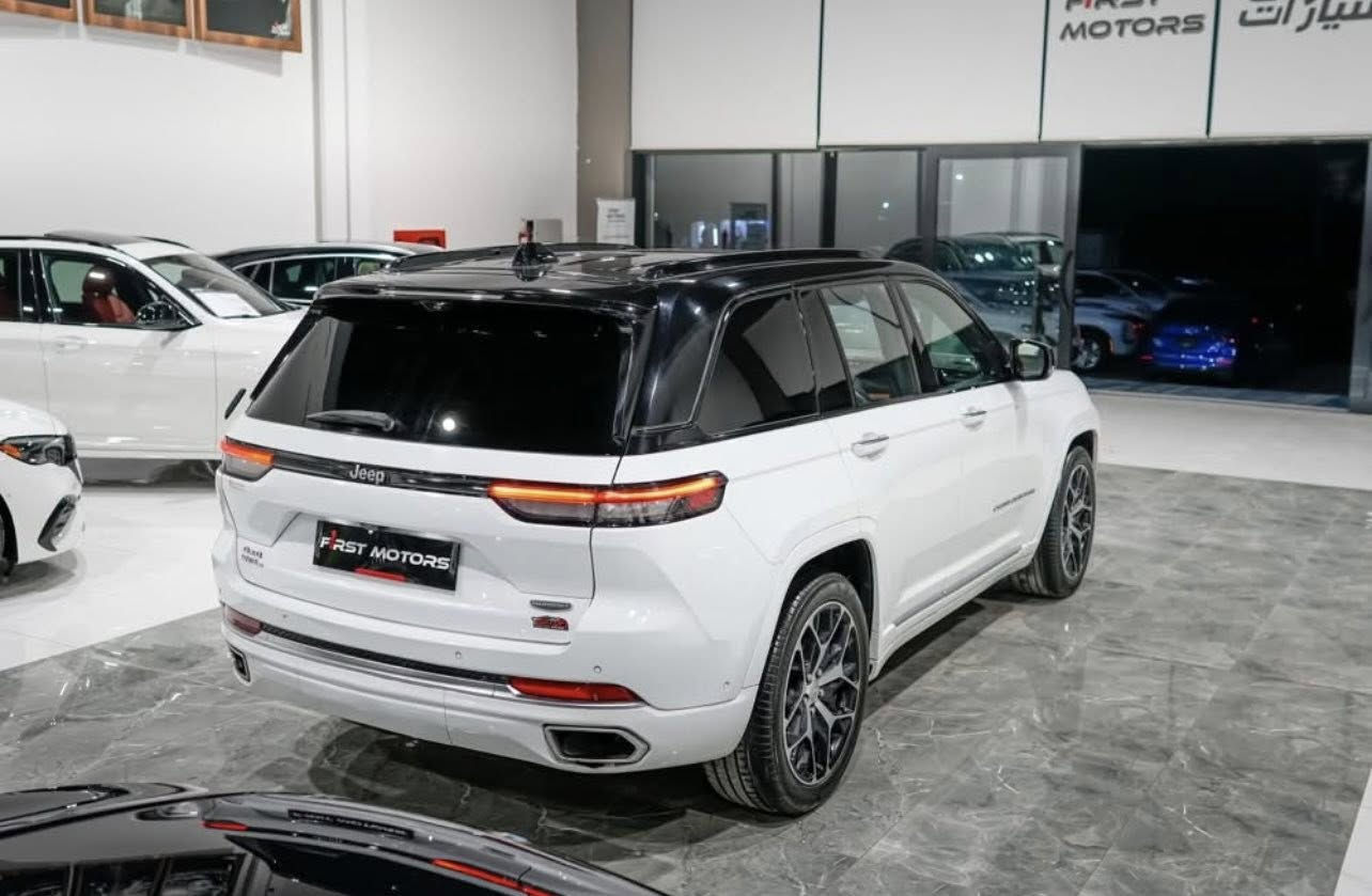 جيب موديل 2022 سومت
فول مواصفات 8 سلندر فورويل جكات 3 شاشات 
المحرك : V8 5.7
ممشى السيارة: 71 الف ✅

موصفات:
رباعي 4x4
﻿﻿نظام تعليق هوائي (جكات).
﻿﻿قيادة ذاتية عند المنعطفات.
﻿﻿رادار امامي مع مانع تصادم .
﻿﻿نظام الرؤية الليلية.
﻿﻿تحذير الخروج عن المسار .
﻿﻿مستشعر نوم السائق مع نظام التوقف الآلي
﻿﻿تحذير النقطة عمياء ٥ .
﻿﻿نظام تحذير عند التقاطعات.
﻿﻿نظام تحذير عند تجاوز السرعة المحددة.
﻿﻿نظام عرض المعلومات على الزجاج الامامي (HEAD UP
(DISPLAY
﻿﻿نظام تقليل الضجيح داخل المقصورة.
﻿﻿إنارة محيطية.
﻿﻿شاحن موبايل وايرلس.
﻿﻿تعديل وضعيات مقود السائق كهربائيا.
﻿﻿مرايا تعتيم ذاتي.
﻿﻿المرايا الجانبية قابلة للطي كهربائيا
مرايا الجانبية فاد
ظام الصوت من ماكنتوش مع 19 سماعة.
ويل قياس 21 انج .
* سقف بانوراما .
﻿﻿شاشه كبيرة 10.1 انج .
﻿﻿شاشة للراكب الأمامي .
﻿﻿لوحة القيادة بقياس 12 أنج.
5 كاميرات خارجية مع بخاخات ماء للتنظيف.
﻿كاميرا للمرأة الداخلية.
﻿﻿تصوير حراري ليلي .
﻿﻿المصابيح الأمامية زنون .
﻿﻿كشافات الضباب زنون .
﻿﻿دخول ذكي.
﻿﻿بصمة على 5 ابواب للدخول الذكي.
﻿﻿تشغيل عن بعد .
﻿﻿الصندوق الخلفيي كهربائي .
﻿﻿فتح الصندوق الخلفي مع حركة القدم.
أقل
﻿﻿فرش المقصورة الداخلية من الجلد الطبيعي الفاخر.
﻿﻿اضافات من الخشب الطبيعي للمقصورة الداخلية.
﻿﻿ذاكرة لحفظ وضعيات الجلوس للمقاعد الأمامية
﻿﻿مساج للمقاعد الامامية .
﻿﻿المقاعد الأمامية كهربائية .
﻿﻿المقاعد الأمامية تبريد وتدفئة .
﻿﻿المقاعد الخلفية تدفئة وتبريد .
﻿﻿ستائر للشبابيك الخلفية.
﻿﻿انارة داخلية LED متعددة الالوان .
﻿﻿حساسات امامية وخلفية .
﻿﻿5 راكب .
﻿﻿مكيف خلفي مع وحدة تحكم منفصلة .
﻿﻿تدفئة مقود القيادة.
﻿﻿مانع تصادم خلفي .
﻿﻿بلوتوث تلفون .
﻿﻿محدد سرعة .﻿
5 راكب .
﻿﻿مكيف خلفي مع وحدة تحكم منفصلة .
﻿﻿تدفئة مقود القيادة.
﻿﻿مانع تصادم خلفي .
﻿﻿بلوتوث تلفون .
﻿﻿محدد سرعة .
﻿﻿نظام بريك اوتماتيكي

مكان السيارة اربيل 📍

السعر : 419 وقابل للتفاوض 🔥

للاستفسار: (***********)
