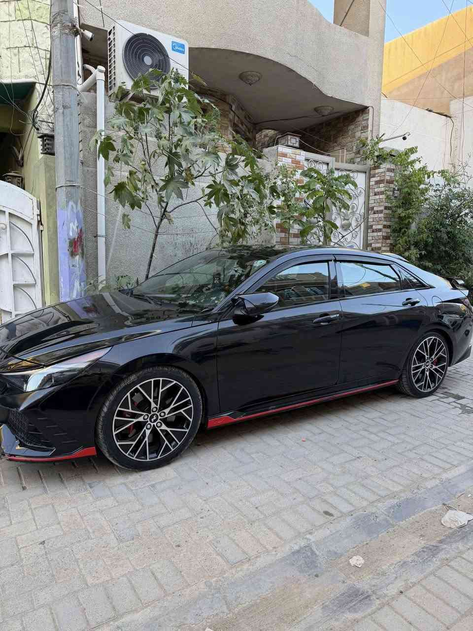 بسم الله الرحمن الرحيم
Hyundai Elentra N 2022
ماشيه 74 الف 🇮🇶

❌المحرك :2000تيربو  ☠️❌

للبيع 

 

المواصفات:❤️‍🔥N 

_كير اوتماتيك 8 نمر دبل كلچ DCT 

_كشن حضن 

_كشن علامة N

_كشنات كنتاره وجلد N

_تحكم ستيرن نورمال وسبورت

_تحكم دبلات نورمال وسبورت

_ابواب بصمة

_بصمة تشغيل 

_شحن وايرلس

_شاشة متصله 

_كاميرا

_نظام صوت _𝐁𝐎𝐒𝐒

_اشارة ترحيب

_اشارة مرايا

_اوتو ستوب

_نقطة عمياء

_تحديد سرعة

_تحديد مسار

_رادار امامي 

_رادار جانبي 

_رادار خلفي 

_حساسات جانبي 

_حساسات خلفي

نظام  𝐍𝐎𝐑𝐌𝐀𝐋

نظام  𝐒𝐏𝐎𝐑𝐓

نظام  N🚀

_نظام _NGS☠️🩶

_كشنات هيتر

_بگلايت ليد

مكان السياره بغداد  

 السياره رقم بغداد

السعر 165$ وبيه مجال

للاستفسار

***********
