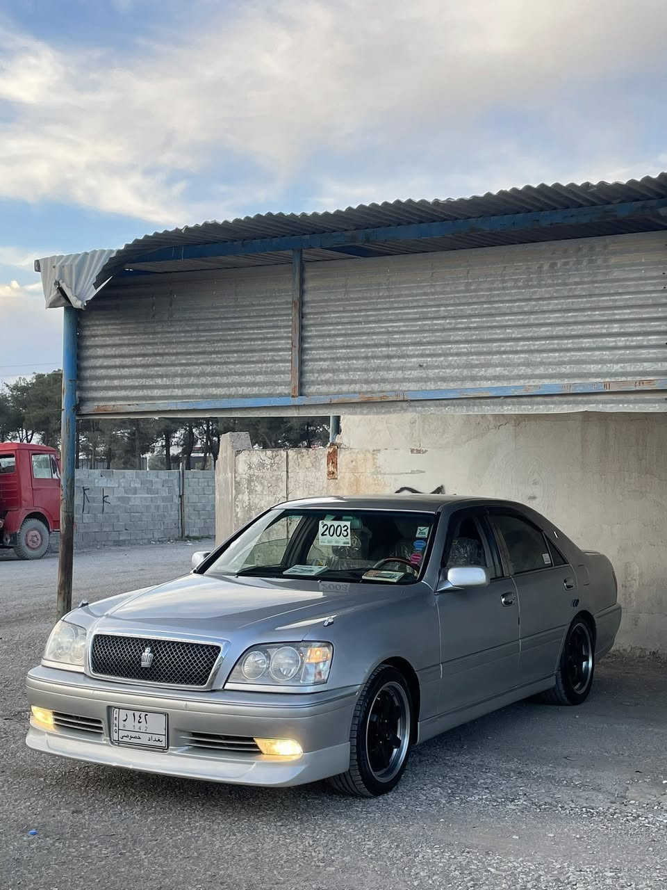 ماشەڵا لە مالی هەموو لایەک ( مەلیکە مووس ٢٠٠٣ شانسی ١٧٥ مەکینە دیفۆڕ چوار دووگمە چوار کووشن کارەباو پەردەو سەلاجە سوکانوو ئاوێنە کارەبا داشبوول نەجەف سەیارەکە کۆدی بۆ کراوە کامل جایزە کراوە بە سپۆڕت بێ دوعموو بێ لێدران گێڕوو مەکینەی بە شەرتی فەحسی ١٠ فیتەر)  
ژم:***********
