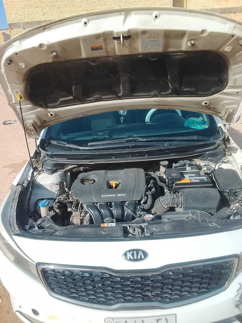 سلام عليكم ورحمة الله وبركاتة الهم صلي عله محمد والي محمد 
اخوانه سيارت فورتي للبيع موديل 17 ضربته قبق جنه وجاملغ خلفي امريكي وباب مبدل الوره تبريد فول سياره حلوه وخير من الله تحويل ثاني يوم العنوان كربلاء مامتواجد عله الفيس *********** السعر 105وبيه مجال بصيط حك الجيه تحياتي الكم
