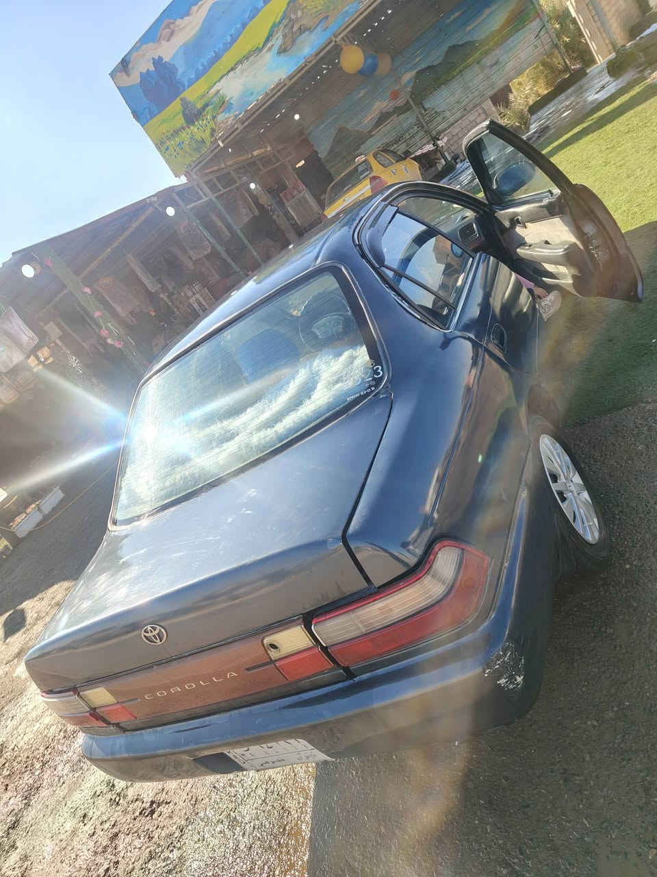 السلام عليكم كورلا للبيع او مراوس موديل 92 مصبوغة عام جمالية رقم نينوة الماني السعر 45للسفتسار موبايل ***********..زين***********
