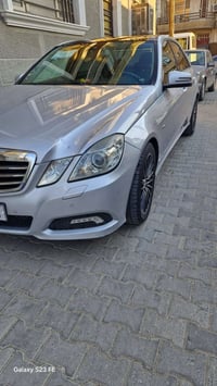 ميرسيدس E200 موديل 2010 فقط قطعه وحده صبغ جاملغ خلفي الايمن فول مواصفا...