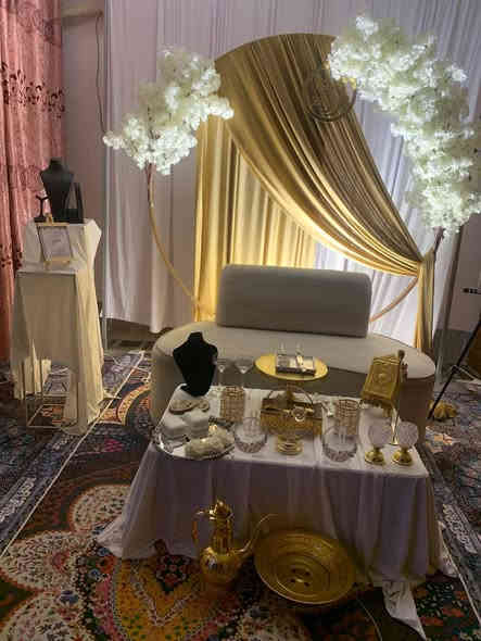 كوشات روز للايجار✨
كراسي عظم عاج ايجار✨

موقعنا 
التاجي، 24 ابو عظام 
قرب مطعم دجاج العائلة✨

***********✨
***********✨
