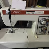 مكينة خياطة • حي عدل • بلا عطل