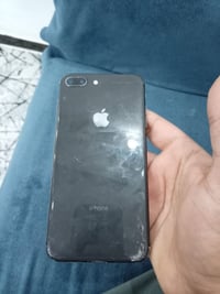 ايفون 8 بلاس • ٦٤ • شاشة اصلية