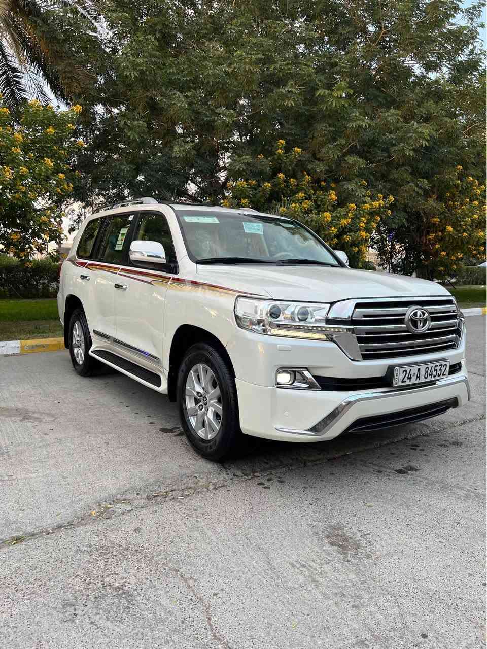 ‏‎السلام عليكم 
بعد التحية والتقدير 

تويوتا لاندكروز  2016  GXR كفاله عامه من الصبغ والشخوط  والتبديل جديدة   رقم  دهوك هزه وفحص وسنويه كله جديد 

‏‎المواصفات
‏‎سلايد
كراسي جلد  وكهرباء
محرك 6 سلندر.  4000
‏‎شاشة 
بصمه
مري قلاب 
‏‎انارة ترحيب
‏‎دوسات ليزرية كتابة LAND CRUISER
‏‎ثلاجة
‏‎حساس امامي+خلفي
بجم زنون 
‏‎مري شفط +قلاب 
‏‎اشارة بالمري
وباقي المواصفات المعروفه 
ماشيه 130 الف كيلو 

صدر امامي خلفي كير محرك كهربائيات تخم تاير كلة بشرط 

السعر 448 وبيها مجال

مكانها بغداد العامريه 

*********** بغداد, العراق
