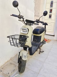 دراجة شحن • آر8 • بطاريات جديدة