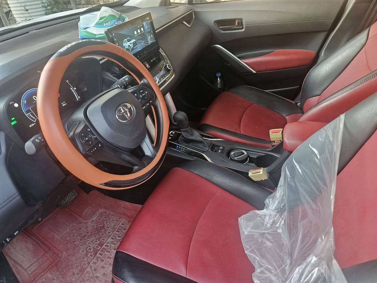 كورلا هايبرد
موديل 25 
نظيف حيل  ماشية بس 5000 
سعر ١٨٠ وبي مجال 
***********
