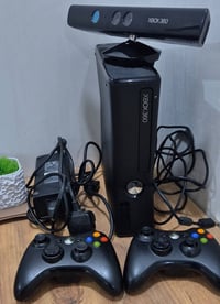 اكس بوكس 360 S • هارد 250 جيجا • جوستكات وايرلس