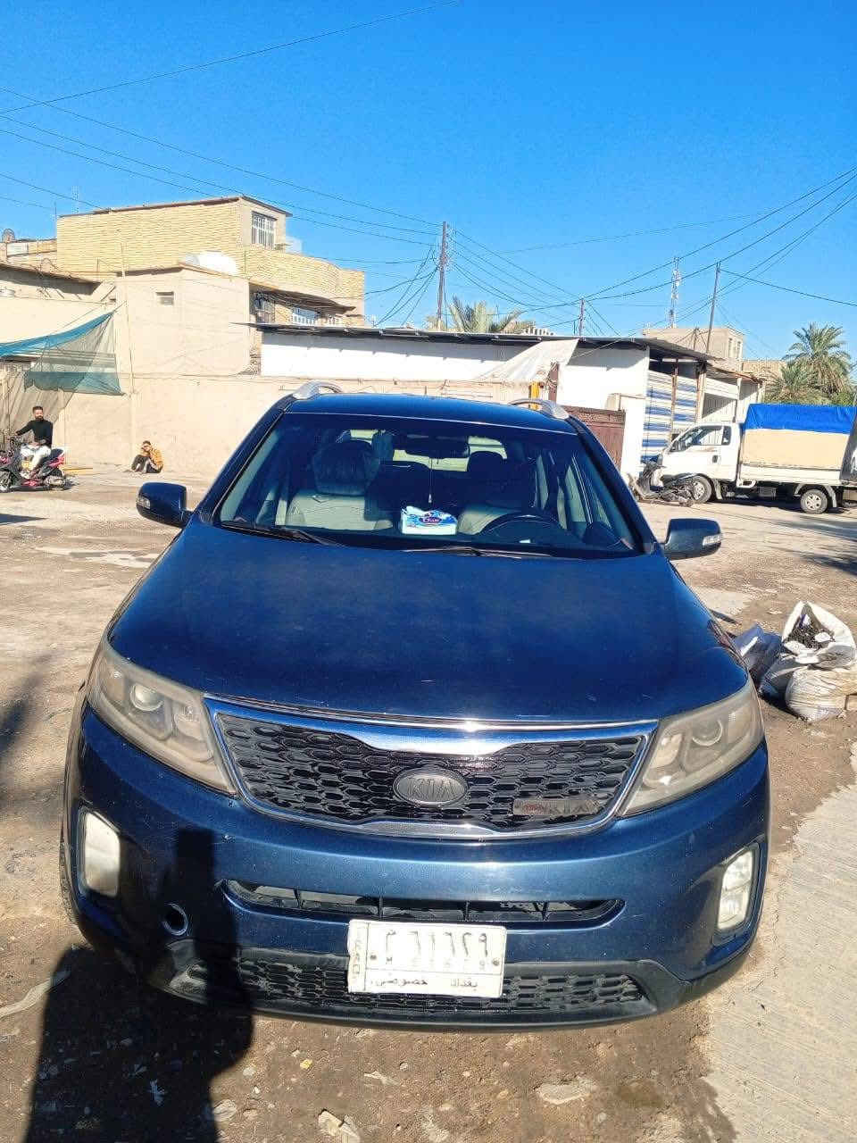 كيا سورنتو موديل 2014
✅️✅️
أربعة سلندر GDI 
باسمي نظيفة جدا 
كولشي شغال
 محرك مفتوح
 حادث فقط بنيد
مكان السيارة بغداد 
رقم تلفون صاحب السيارة 
***********
#كيا #سورنتو
