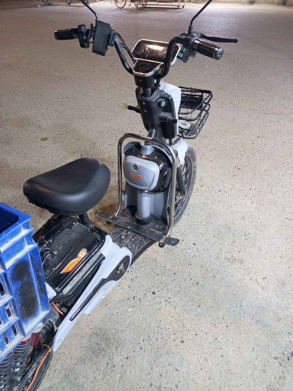 دراجة شحن نضافة فول جديدة ما مستعمل هواي 5 بطاريات سعر 350 وبيها مجال مكان ديالى الوجيهية


**إذا كنت صاحب هذا الإعلان وتريد حذفه لأي سبب، رجاءا أرسل رسالة إلى الدعم الفني**