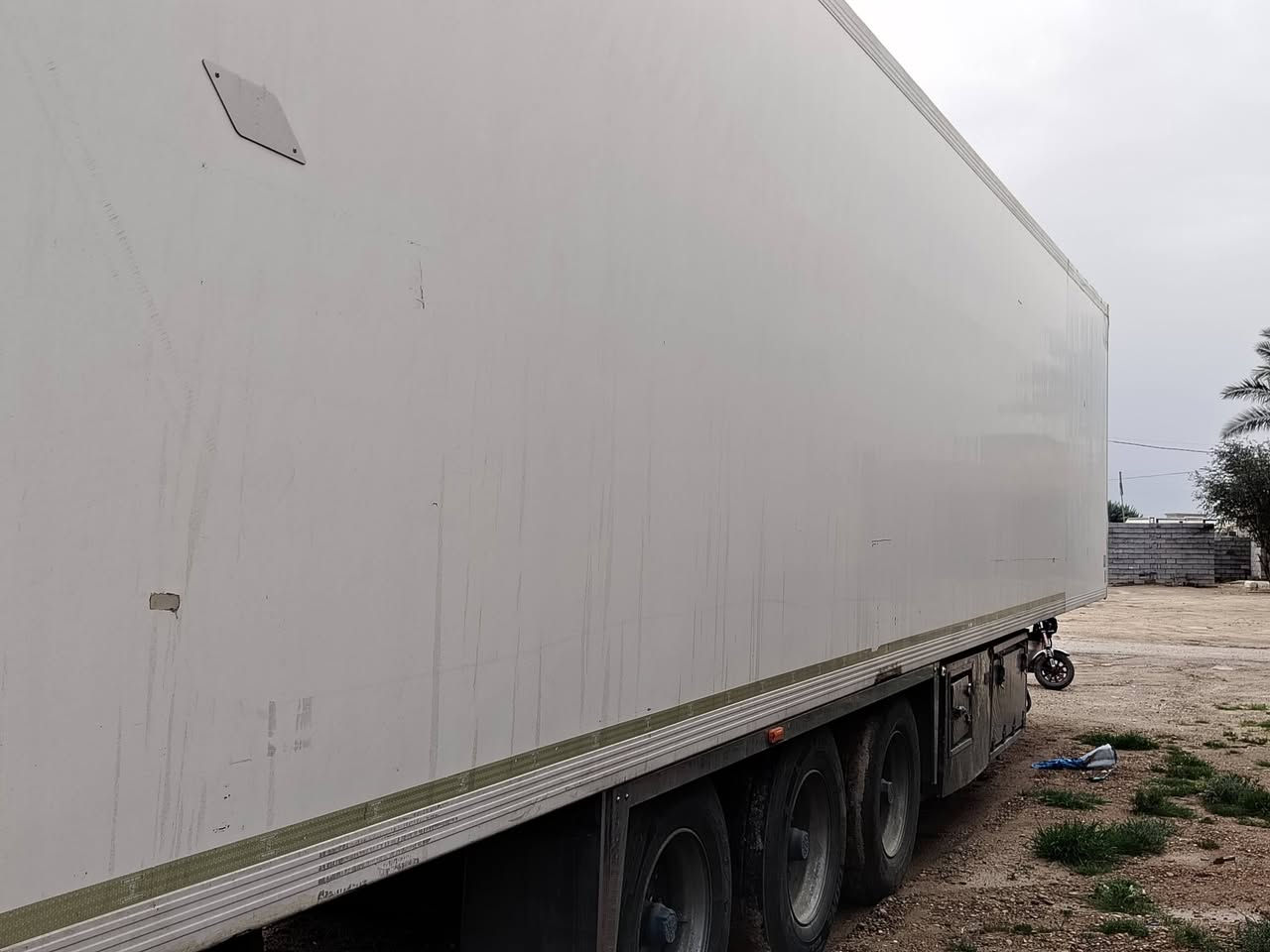 براد موديل 2002
مجموعه بنز بريك بيبي مربع
ارتفاع استندر 260
سمك 7
غاز 134
محرك سمكس بيه تبخير 
مطبخ وثلاجه سوريات 
نص عبار 
تايرات نص عمرها
سعر 120


**إذا كنت صاحب هذا الإعلان وتريد حذفه لأي سبب، رجاءا أرسل رسالة إلى الدعم الفني**