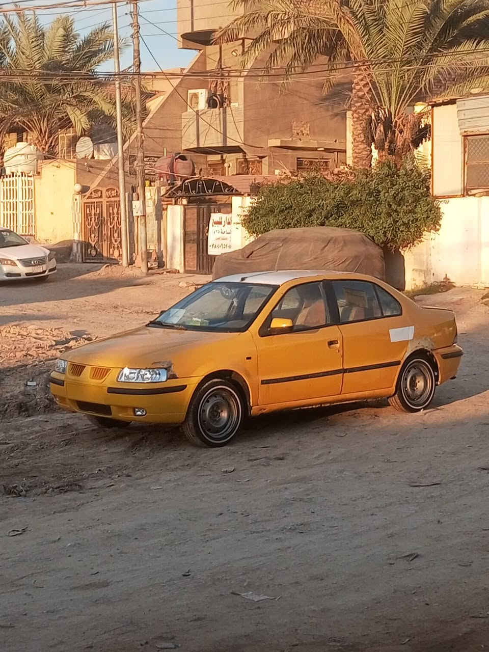 السلام عليكم سمند 2010داخل عسلي سنويه28 انكليزي  نجف مصفره هيئه وغرامات  السياره صبغ جماليه مكينه تبخر كير كلج جديد  راديتر 3سروات جديد  مكانها حله السعر 26وبيها مجال للاستفسار *********** وتساب
