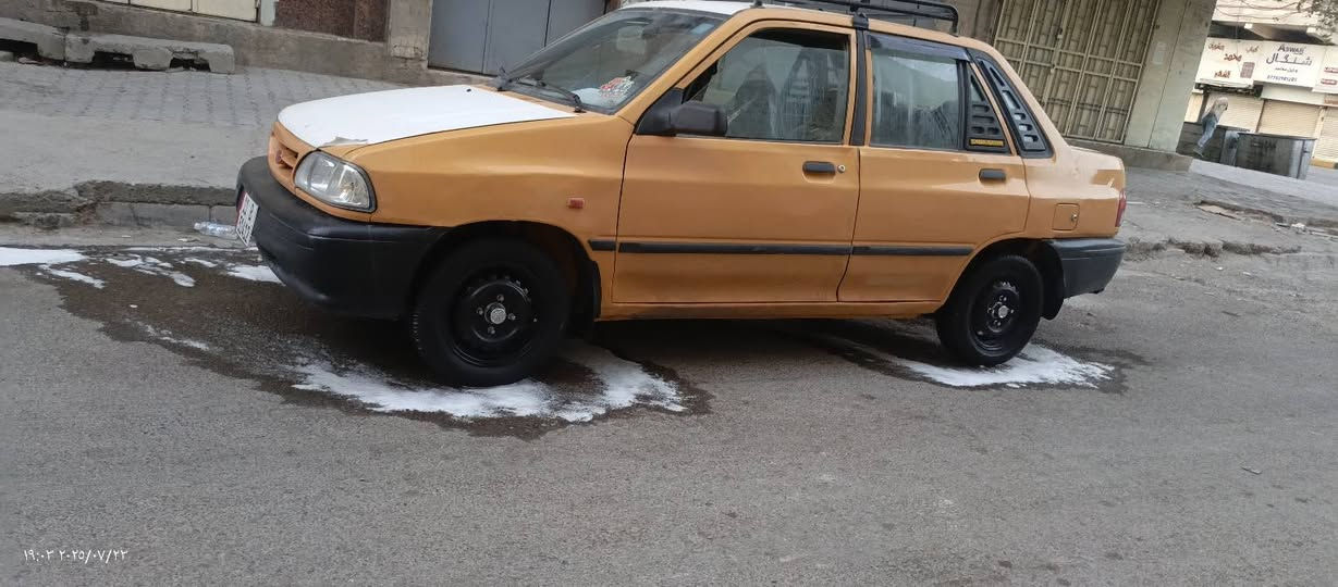 السلام عليكم...
شباب سايب للبيع 
السياره نضيف موديل 2012 
السياره ما ناقصها اي شي 
تريد تحويل تريد مكاتبه مكاني بغداد جسر ديالى القديم 
متواجد على الفيس اتصل بيك خير ودتتدلل 
الرقم *********** /***********
