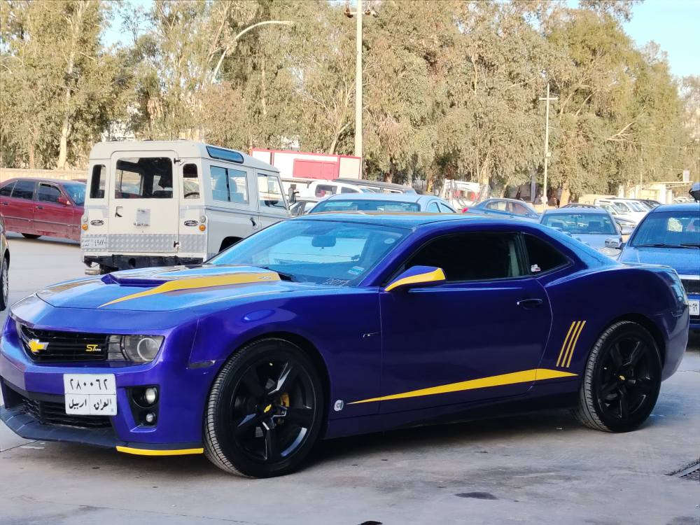 کامارۆمۆدیل2011شەش پستن
گێڕ تۆماتیك گێرومەکینە بەشەرت
ڕەنگی سلڤەربوە گۆراوە
 پێشی ناوبەتانەکانی بۆیاغی نیە
240هەزار غرامەی لەسەرە 
دوای معامەلەدەیدەمەوە
نرخی 75 وەرەقەومەجالێکی کەم
چوارتایەو ویلی نوێی بۆبەستراوە
***********ڤایبەر وەتس ئەپ
***********لەشاری کۆیەم كويسينجاك, أربيل
