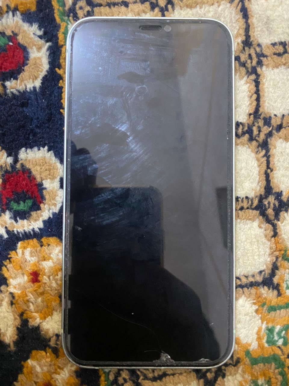 ايفون 12 كامرتين كفاله الجهاز ذاكره ١٢٨ و البطاريه ٧٨ الجهاز خير من الله بل شحن و السعر ٣٢٥ وبي مجال للطيبين مكاني العماره ميسان


**إذا كنت صاحب هذا الإعلان وتريد حذفه لأي سبب، رجاءا أرسل رسالة إلى الدعم الفني**