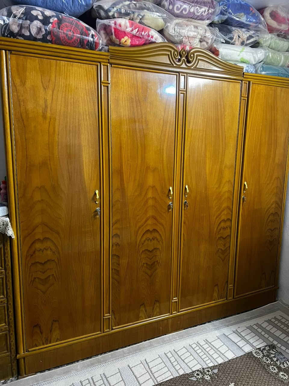 غرفه نضيفه صارت عليه ب٣ملاين ابيعها ب٨٠٠


**إذا كنت صاحب هذا الإعلان وتريد حذفه لأي سبب، رجاءا أرسل رسالة إلى الدعم الفني**