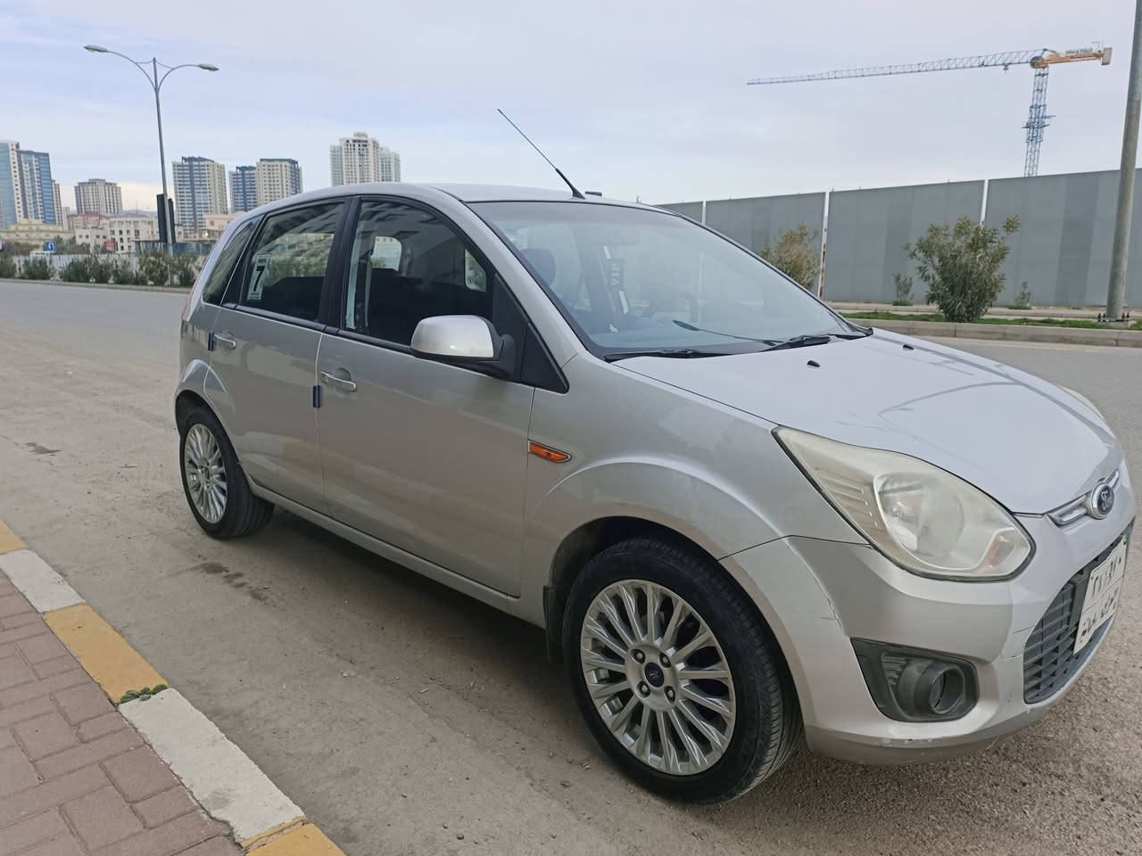 فۆرت فیگۆ 2015 بی بویاخ سەنەوی تازە 176هەزار رۆشتوە هەمو گیانی بەسەرت 87$ مەجالیکی کەم  ***********
