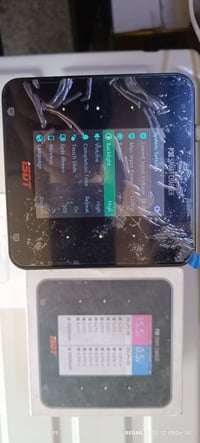 شاحنة بطاريات ذكيه لمس شاشه ملونه ISDT P30 SMART CHARGE 30amp جديده تش...