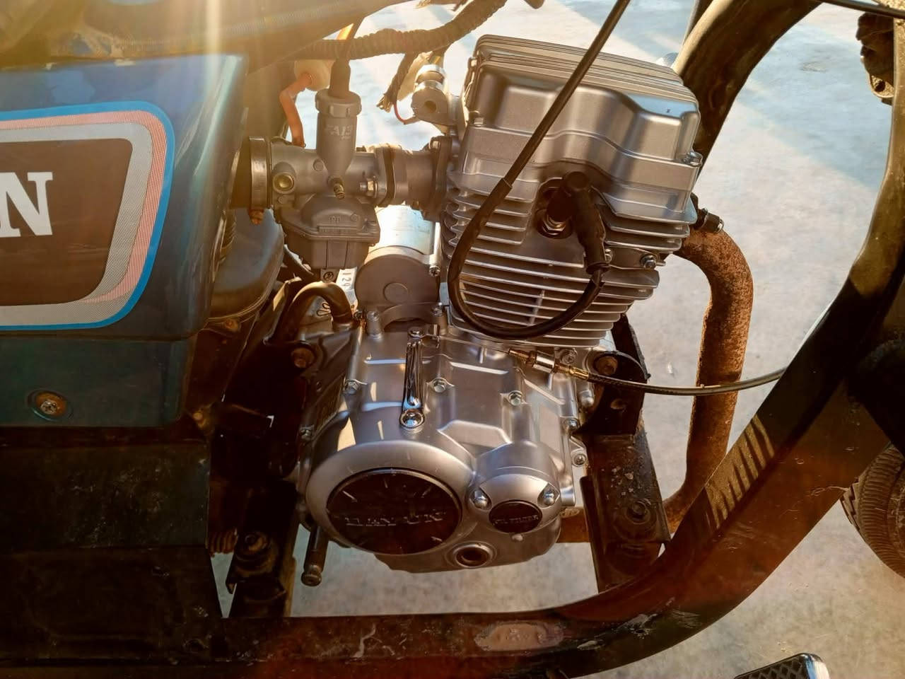 سلام عليكم
ستوته 19اوراق للبيع 
تخم تاير جديد 
كهربائيات كلها شغاله 
محرك 2026
ستوته كله ع البلاد 
سعر 1800وبي مجال 
مكلف بالنشر 
العنوان واسط قضاء الاحرار
***********
