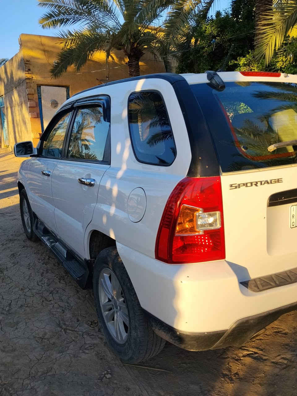 للبيع او مراوس ب 7 راكب ... كيه اسبورتج موديل 10خليجي رقم قادسيه انكليزي واتساب ***********
