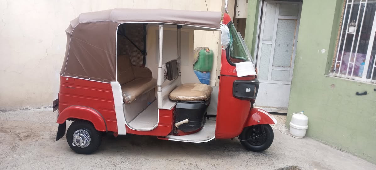 للبيع 18 شهر 10 رقم وسنويه العنوان الكمالية سعر 5500 وبيه مجال رقمي ***********
