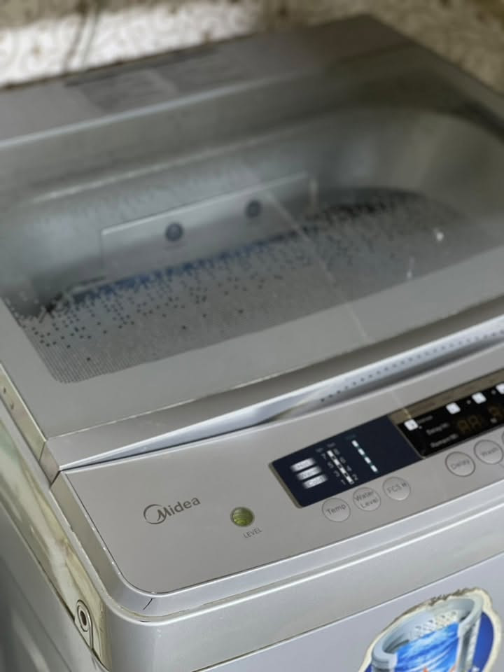 السلام عليكم
📢 للبيع غسالة أوتوماتيك Midea أصلية سعة 16 كيلو

غسالة ميديا 16 كيلو، بحالة جيدة، والغسل يعمل بصورة طبيعية، لكن التنشيف لا يعمل ويحتاج تصليح.

✅ الماركة: Midea

✅ السعة: 16 كيلو

✅ الغسل: شغال 100%

❌ التنشيف: لا يعمل

📍 الموقع: النجف – حي الوفاء

البيع مستعجل بسبب عدم توفر مكان لها.

للاستفسار أو المعاينة، راسلني وتساب 

***********
