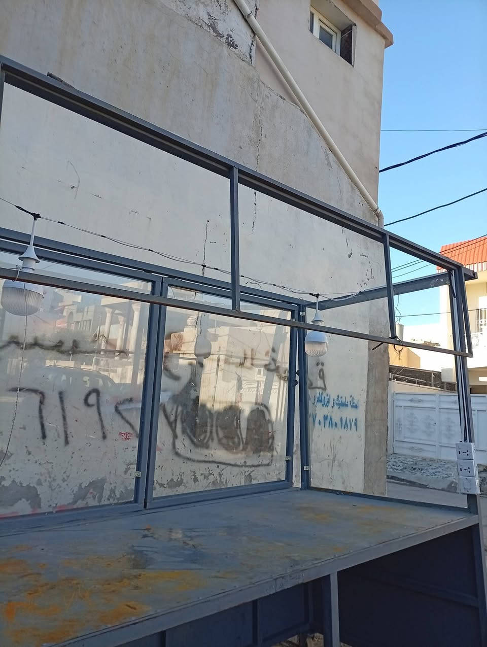 سلام عليكم للبيع عربانة تفصال السعر 375وبية مجال الاتصال ***********
