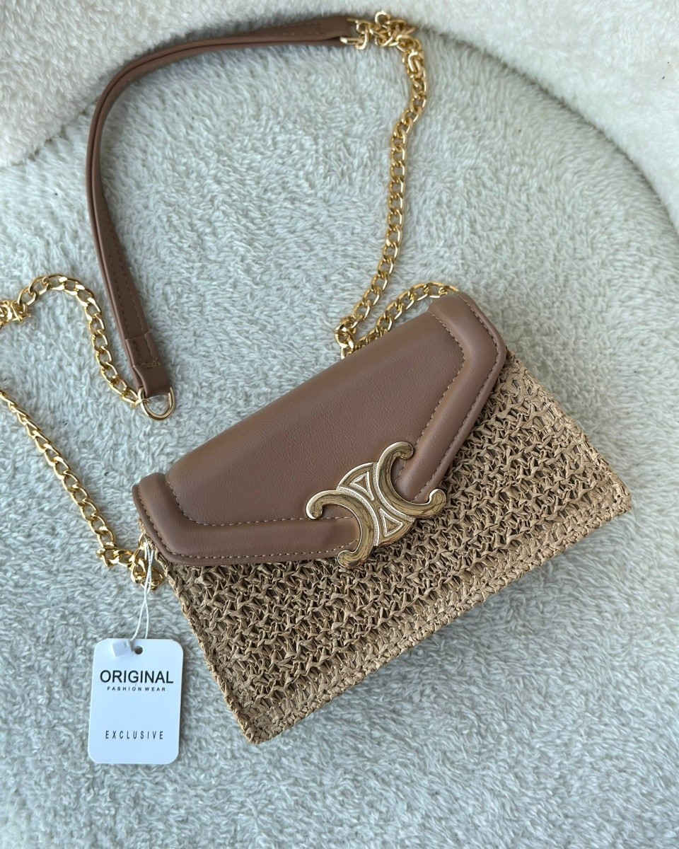 جنط نسائي 
سعر المفرد 15 آلاف دينار
سعر الدرزن 120 ألف ألف دينار
قياس 12 × 20 سم 
واتس اب :***********
واتس اب :***********
