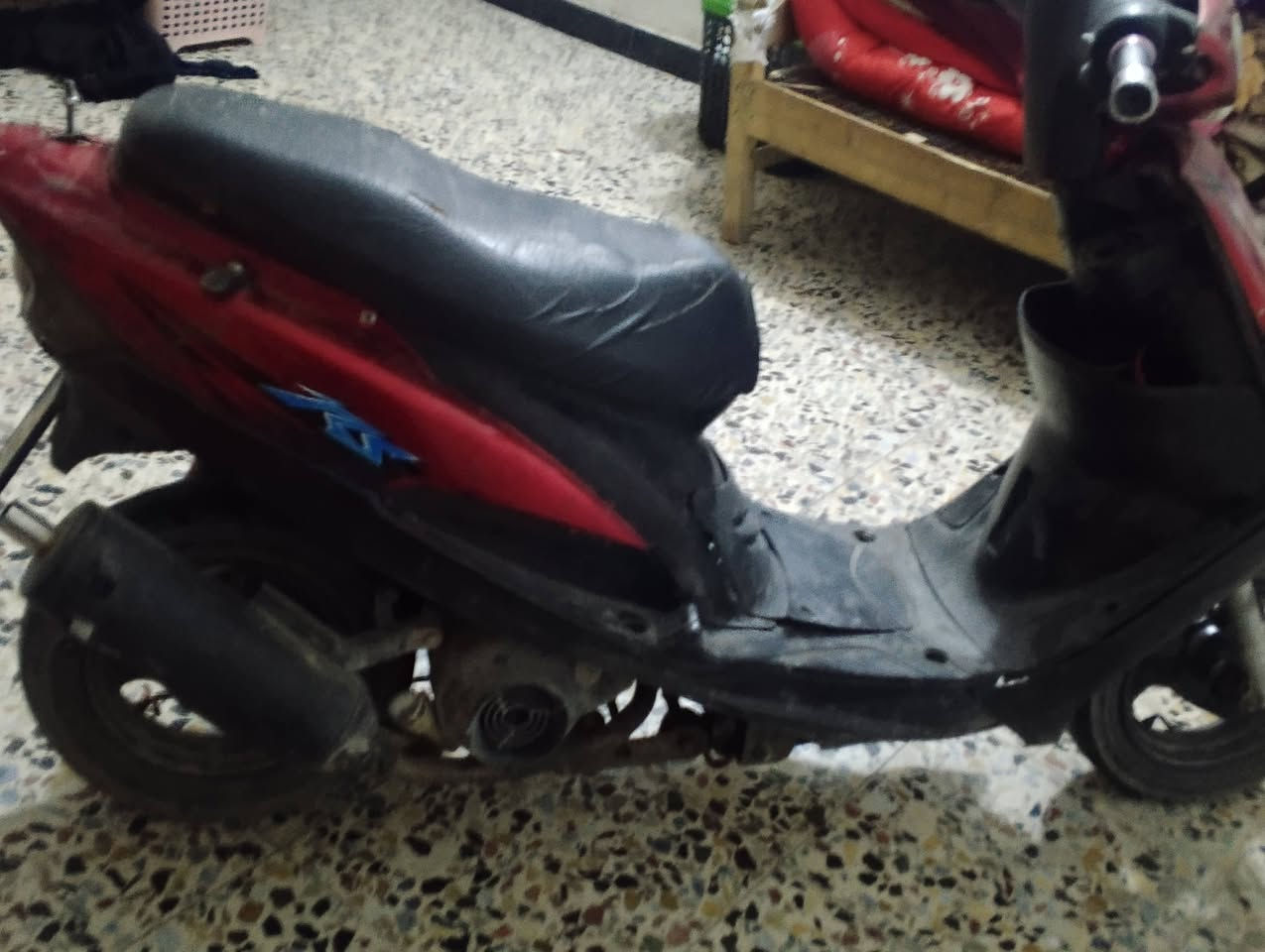 سلام عليكم من رخصت مدير الكروب دراجه ماكس تشتغل سلف وهندر عدله سعر 300منطعه الشعب***********

