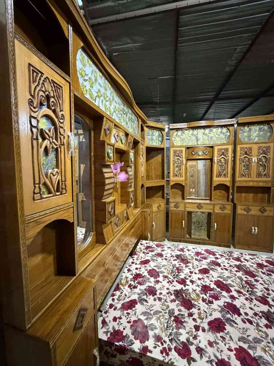 سلام عليكم غرفة ٦بوب طابقين صاج مسرح السعر ٩٥٠.
{***********}
{***********}
