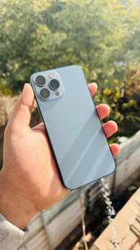 آيفون ١٣ برو ماكس • البطارية ٨٠ • شحن زين