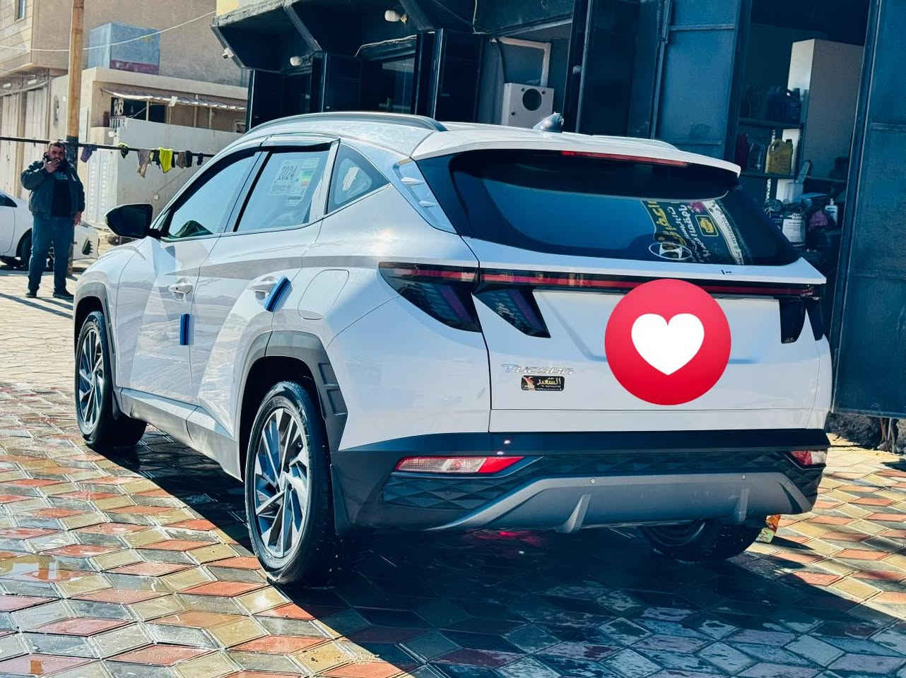 توكسان 2024خليجي
محرك 2000cc  دوش المرغوب

كير AT المرغوب 

ماشي 34الف كيلو 

شاشة كبيرة بلاد ابل كار بلي واندرويد اوتو ✅

تحكم مقود 4 جهات ✅

ثلاث وضعيات قيادة ✅

كامرة خلفي بلاد ✅

لد امامي مع كشاف ضباب  ✅

لايت زنون✅

بك لايت لد✅

تحكم كروز مثبت سرعة ✅

اوتو هولد ✅

تبريد قطعتين ✅

اشاير بلمري ✅

اشارة ترحيب✅

رادار تحديد سرعة✅

 باتري جديد✅

كهربائيات ✅

دسك جديد✅

تايرات جدد كير مكينة ناعمة✅

السعر215$ وبيها مجال  

مشروع وطني رقم بغداد انكليزي 

مكاني بغداد

بسمي تحويل ثاني يوم


**إذا كنت صاحب هذا الإعلان وتريد حذفه لأي سبب، رجاءا أرسل رسالة إلى الدعم الفني**