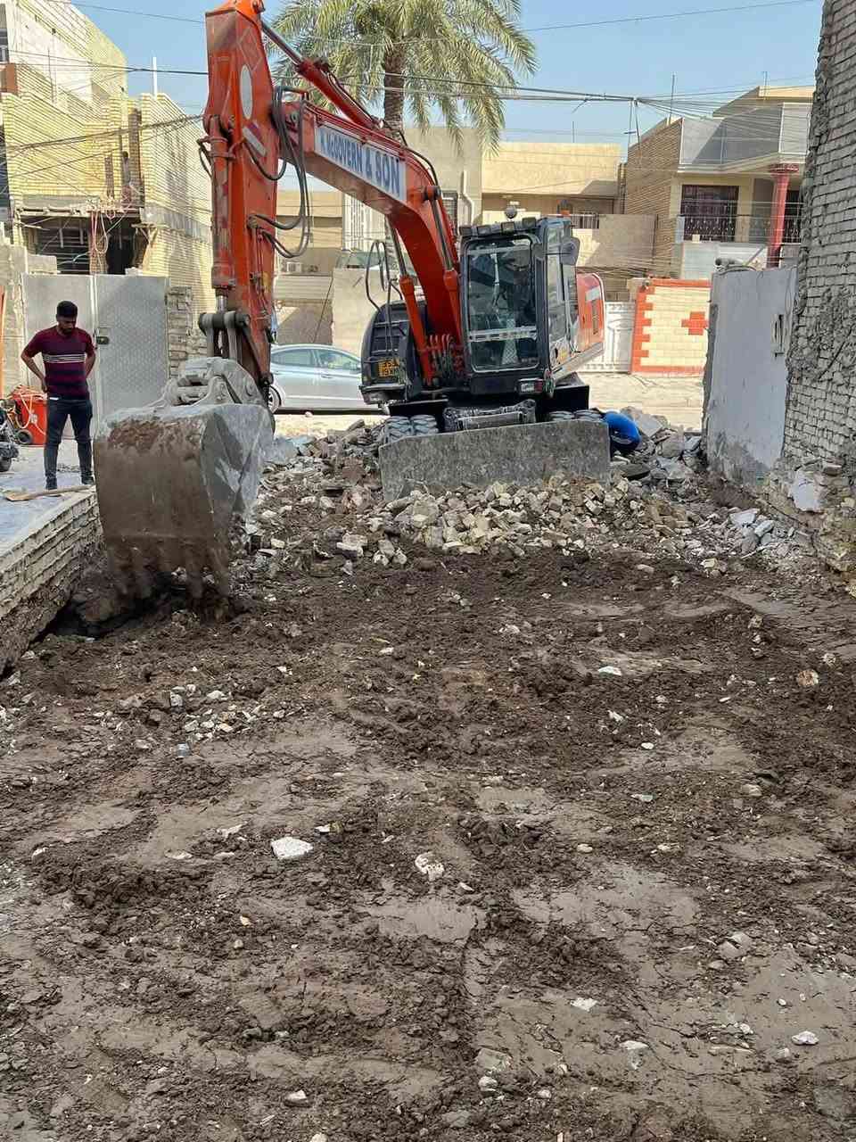 *********** #مستعدون لهدم الدور ورفع الانقاض وقلع القطع ودفان القطع باجود انوع التراب بانسب الاسعار  تستلم قطعه جاهزه للبناء #مستعدين لحدل وصب الربطات والارضيات يوجد كادر كامل مع خباطه
#تتوفرا جميع مواد البناء بأنسب الاسعار
